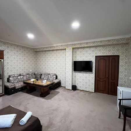 Hotel Crystal Palace Ürgenç Dış mekan fotoğraf