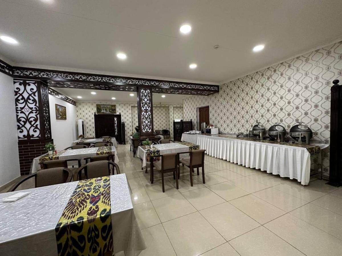 Hotel Crystal Palace Ürgenç Dış mekan fotoğraf