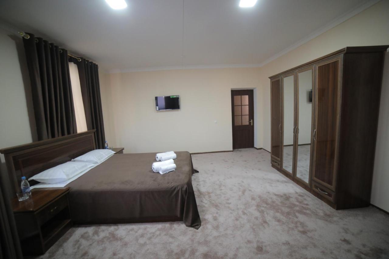 Hotel Crystal Palace Ürgenç Dış mekan fotoğraf