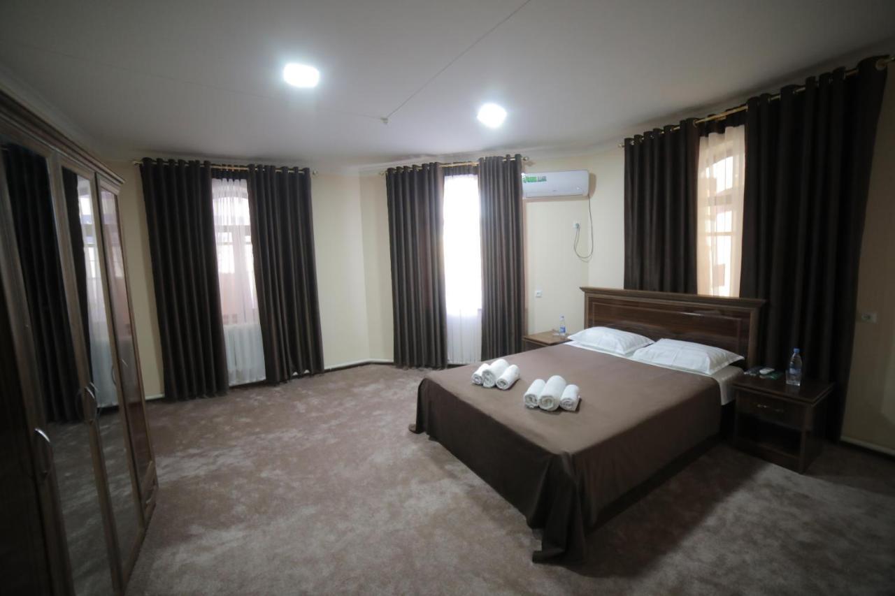 Hotel Crystal Palace Ürgenç Dış mekan fotoğraf